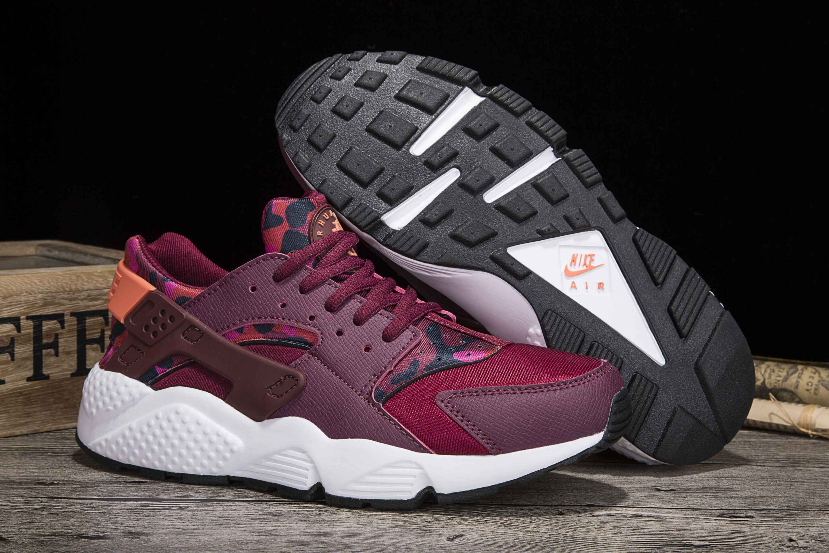 New Nike Air Huarache Wine Red Shoes - Click Image to Close